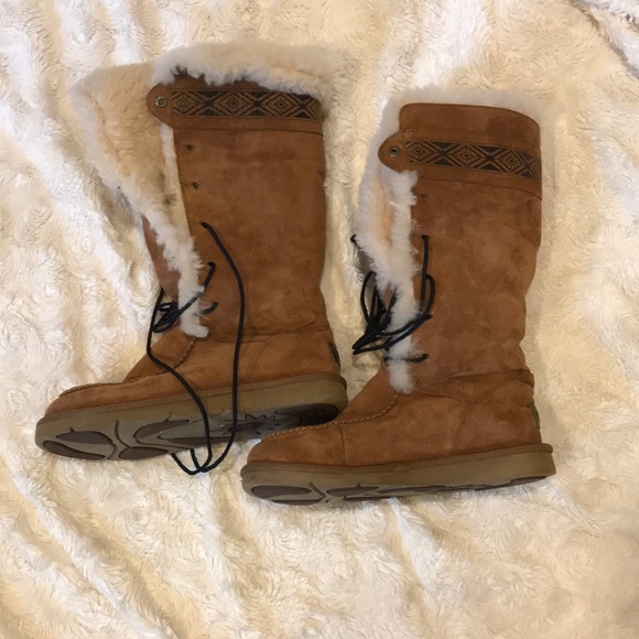 UGG Shoes - Ugg lace up boots